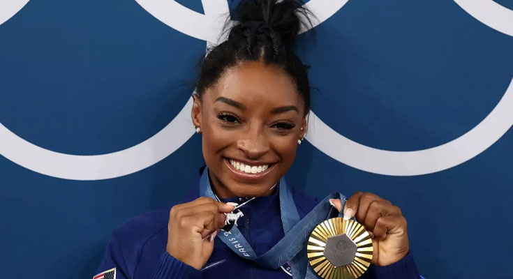 Simone Biles ate separately from other athletes at the Olympics – and some fans hated it