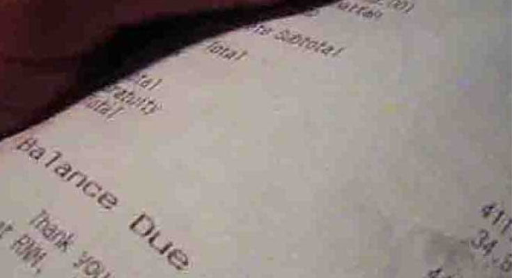 My Boyfriend Demanded That I Give Him My Card To Pay Our Restaurant Bill