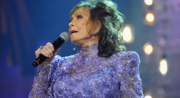 Loretta Lynn’s Family Is “Grateful” For “Love” As They Grieve The Death Of Singer’s First Grandchild