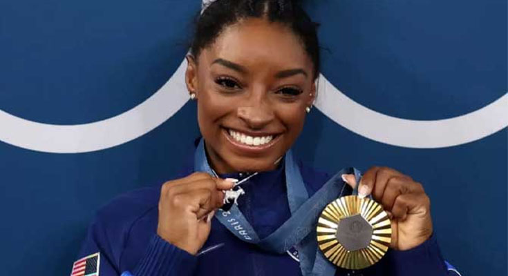 Simone Biles ate separately from other athletes at the Olympics – and some fans hated it