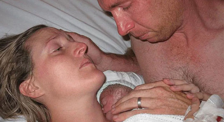 The woman had just given birth, but a few seconds later the husband collapses