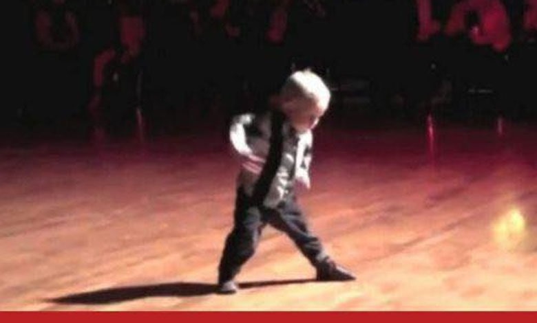 This Baby’s Favorite Elvis Song Came On And